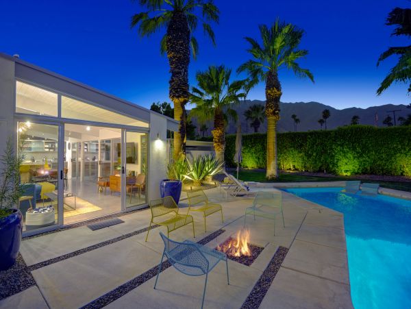 Palm Springs Home 991715
