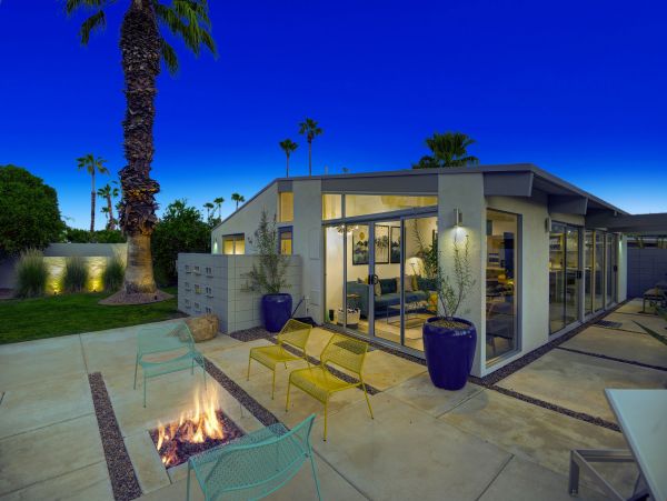 Palm Springs Home 991715