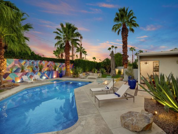 Palm Springs Home 991715