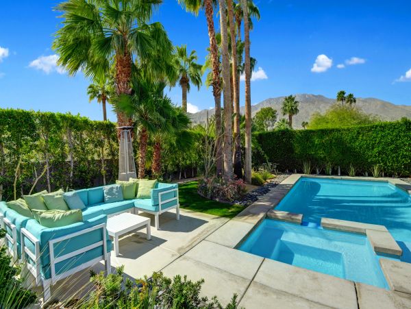 Palm Springs Home 991717
