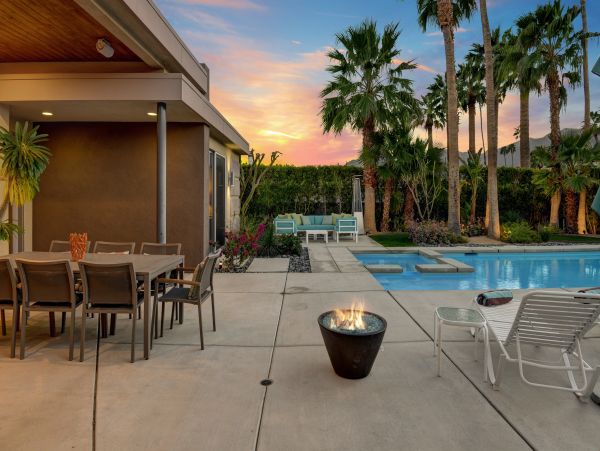 Palm Springs Home 991717