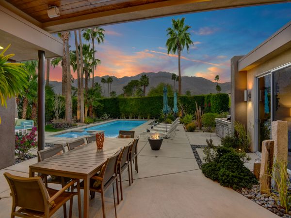 Palm Springs Home 991717
