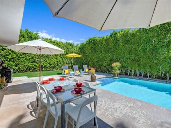 Palm Springs Lovely Vacation Getaway