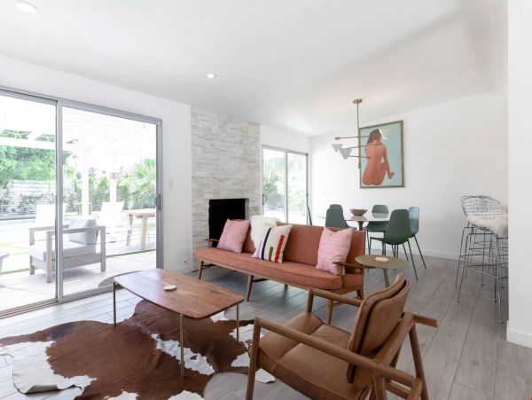 Palm Springs Home 991720