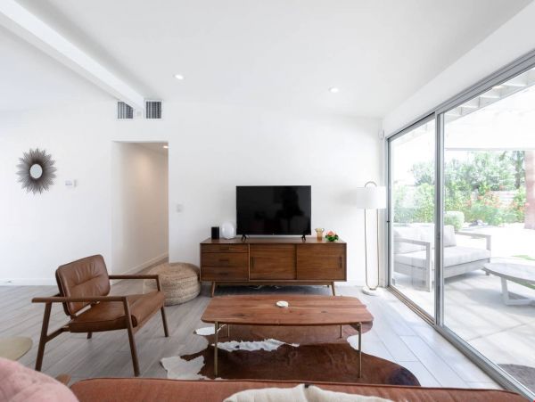 Palm Springs Home 991720