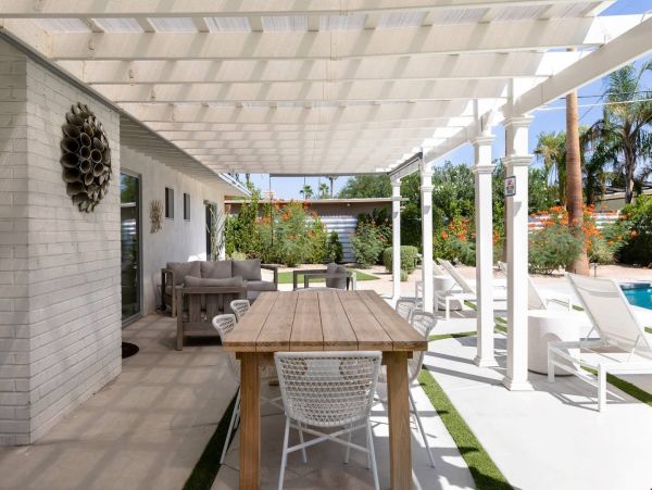 Palm Springs Home 991720