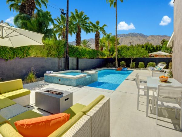 Palm Springs Home 991721