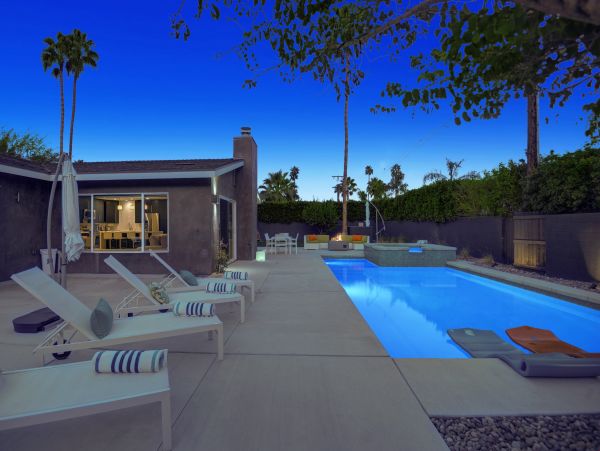 Palm Springs Home 991721