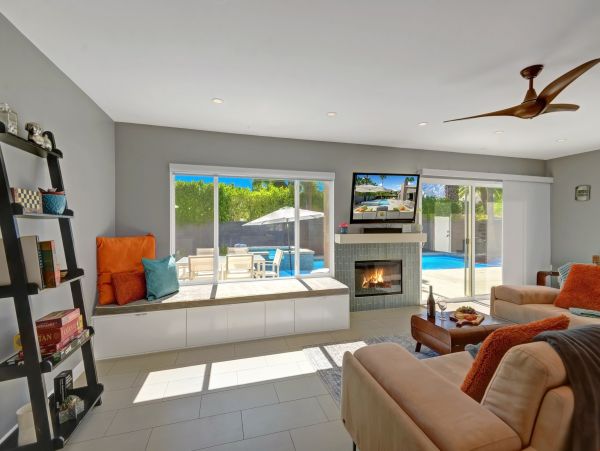 Palm Springs Home 991721