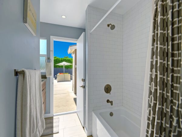Palm Springs Home 991721