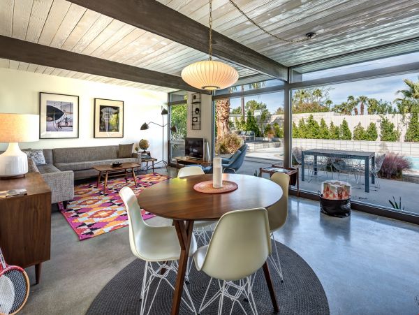 Palm Springs Home 991722