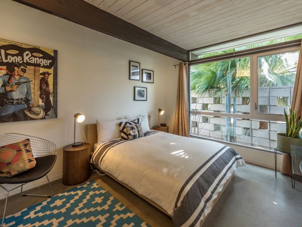 Palm Springs Home 991722