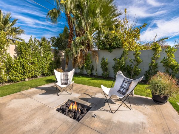 Palm Springs Home 991722