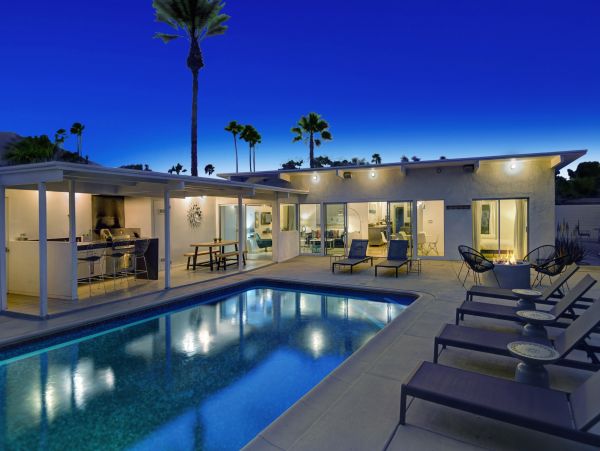 Palm Springs Home 991723