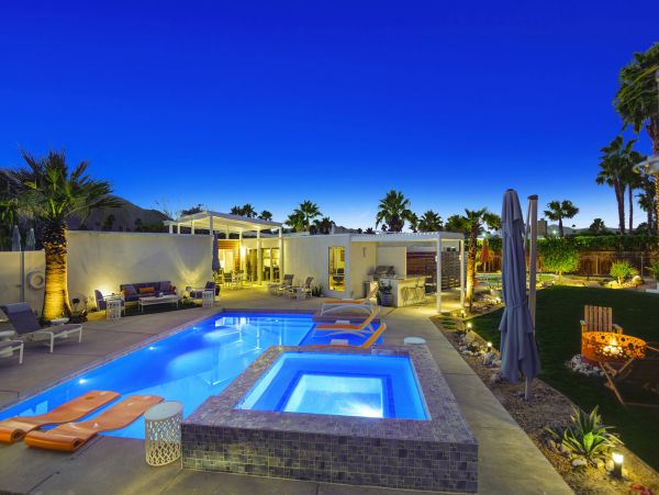 Palm Springs Home 991724