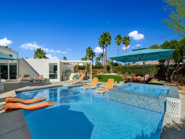 Palm Springs Home 991724