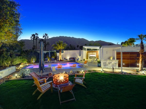 Palm Springs Home 991724