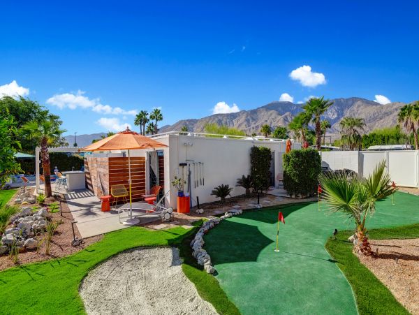 Palm Springs Home 991724