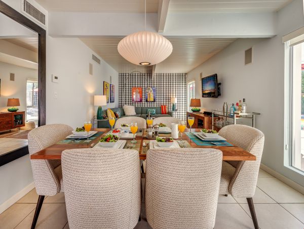 Palm Springs Home 991724