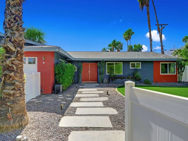 Palm Springs Home 991725
