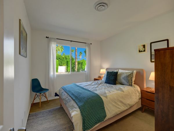 Palm Springs Home 991725