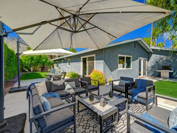 Palm Springs Home 991725