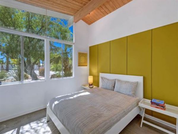 Palm Springs Home 991726