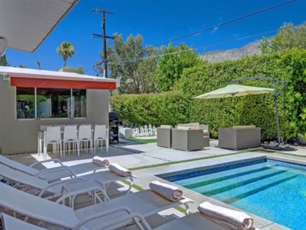 Palm Springs Home 991726