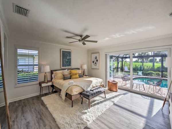 Naples Luxury Vacation Home With Private Pool Sleeps Eight