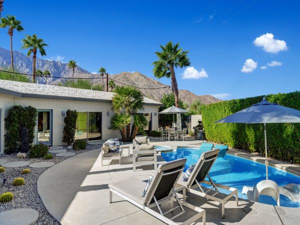 Palm Springs Home 991728