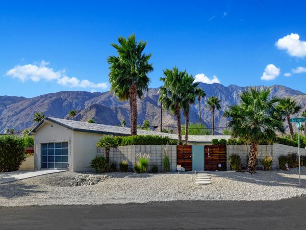 Palm Springs Home 991728