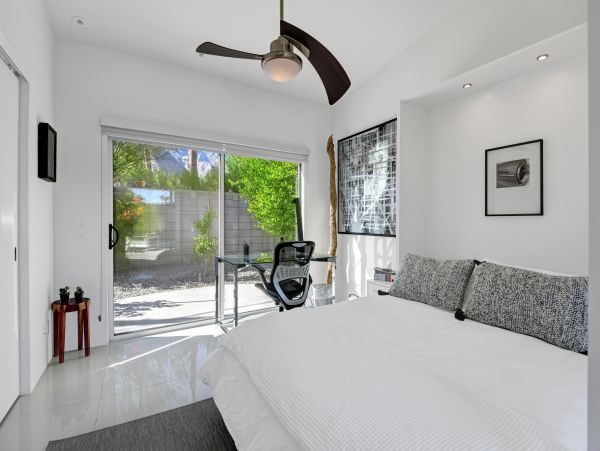 Palm Springs Home 991728