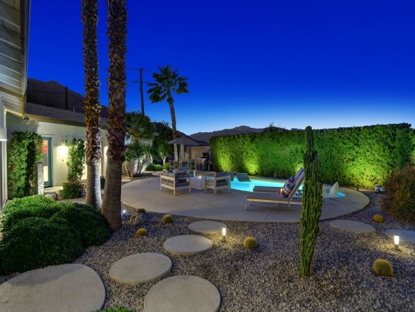Palm Springs Home 991728