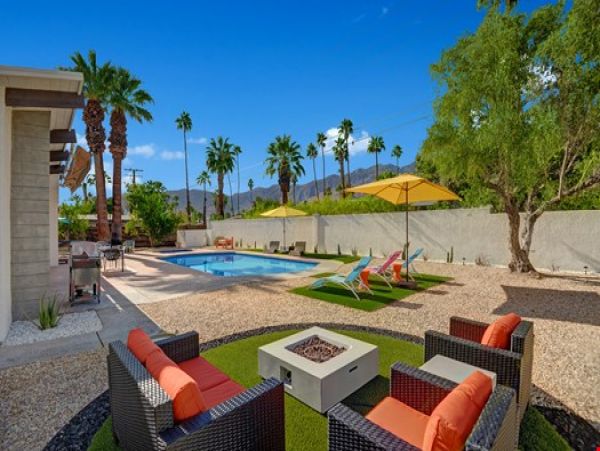 Palm Springs Home 991729