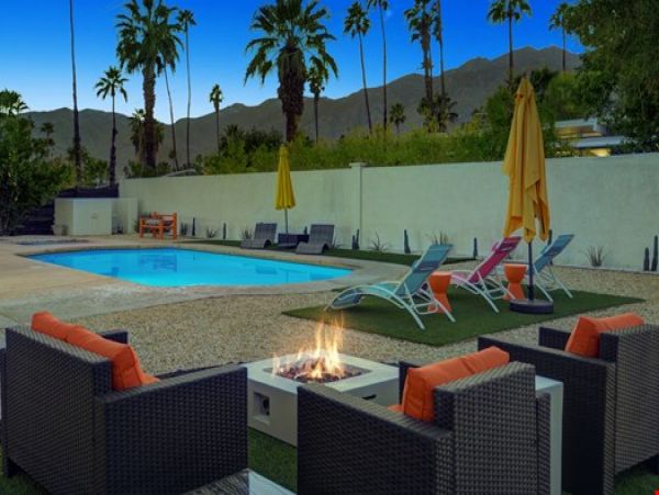 Palm Springs Home 991729