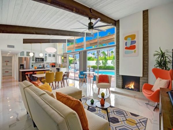 Palm Springs Home 991729