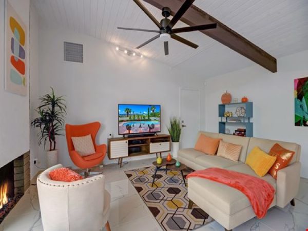 Palm Springs Home 991729