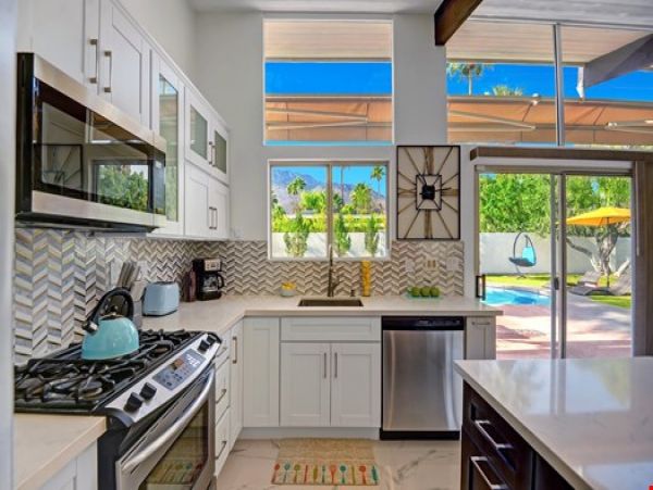 Palm Springs Home 991729