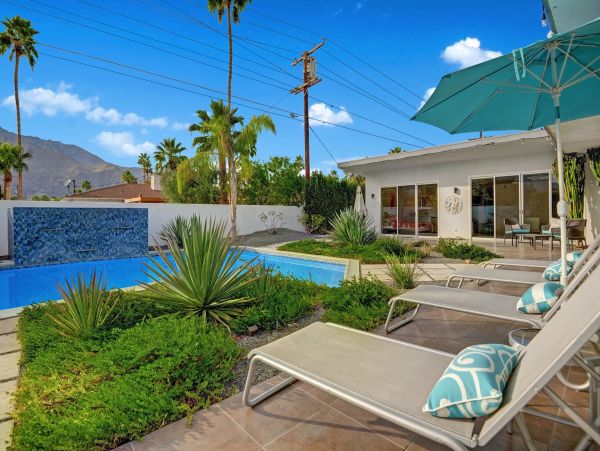 Palm Springs Home 991730