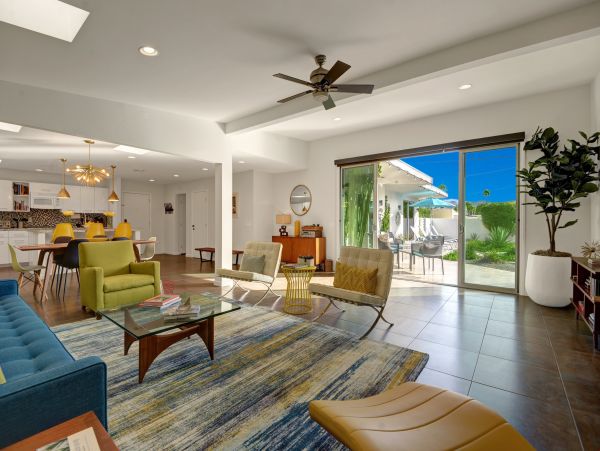Palm Springs Home 991730