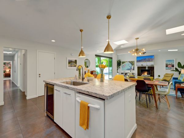 Palm Springs Home 991730
