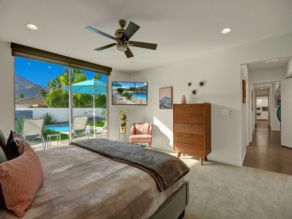Palm Springs Home 991730