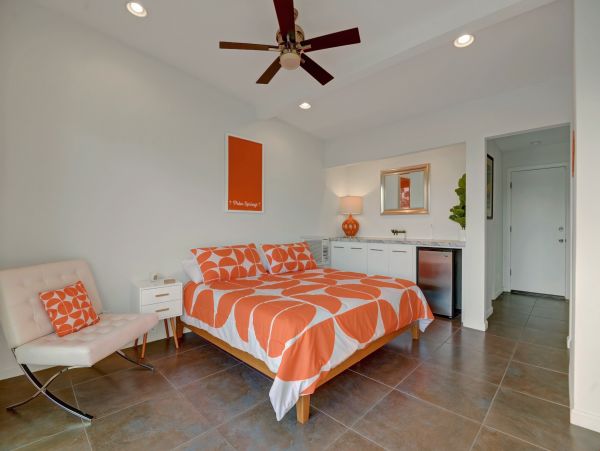 Palm Springs Home 991730
