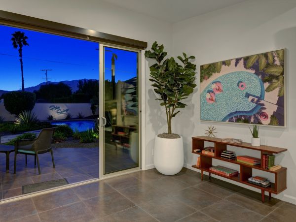 Palm Springs Home 991730
