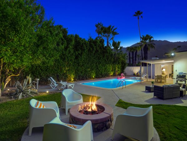 Palm Springs Home 991732