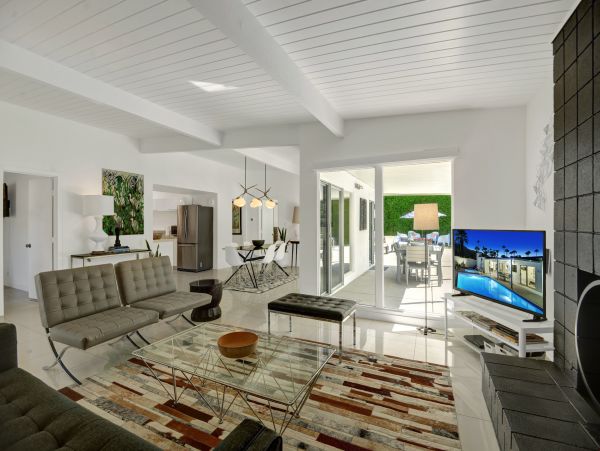 Palm Springs Home 991732