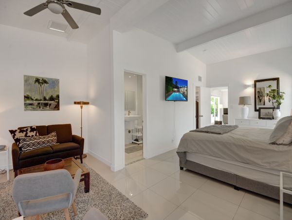 Palm Springs Home 991732