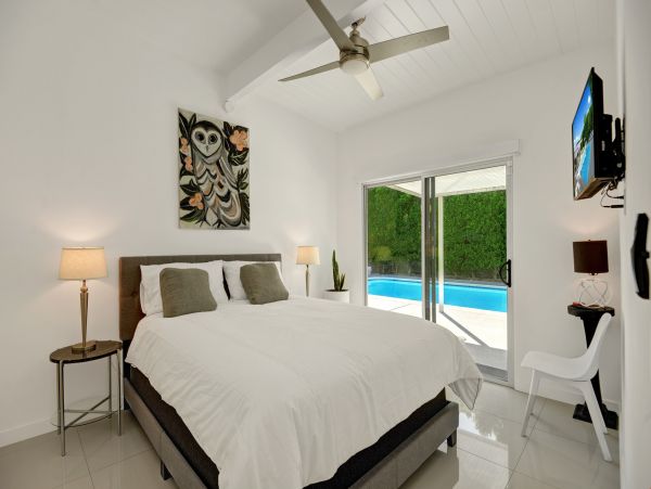 Palm Springs Home 991732