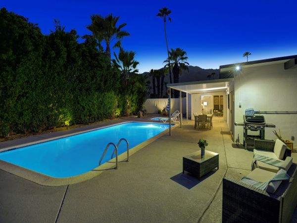 Palm Springs Home 991732