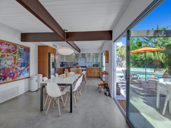 Palm Springs Home 991733